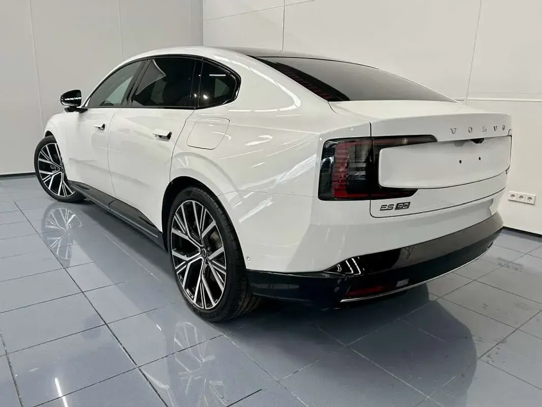 Nuevo Volvo ES90 Ultra 244 kW (333 CV) 2026 Blanco Berlina