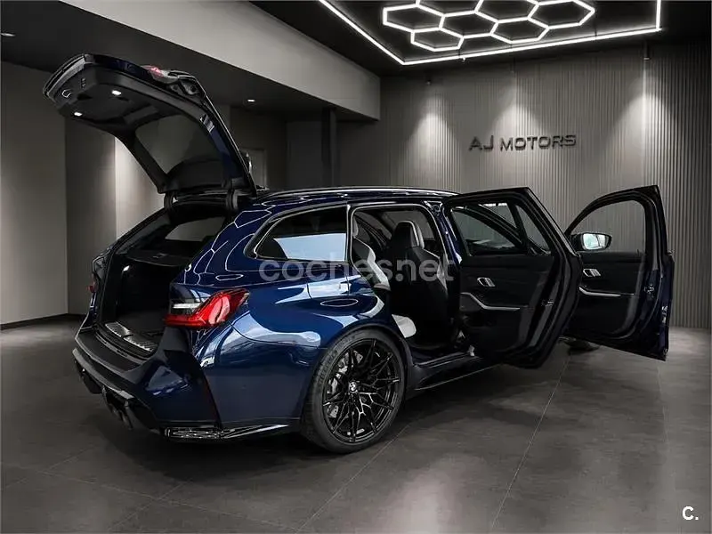 Usado BMW M3 510 HP (375 kW) 2023 Azul Carrinha