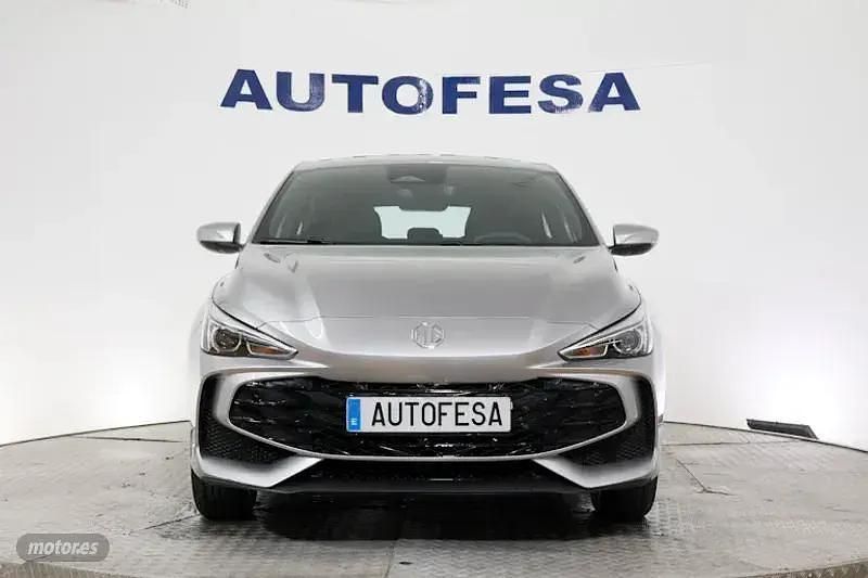 Usado MG MG3 Comfort 194 CV (142 kW) 2024 Plateado Utilitario