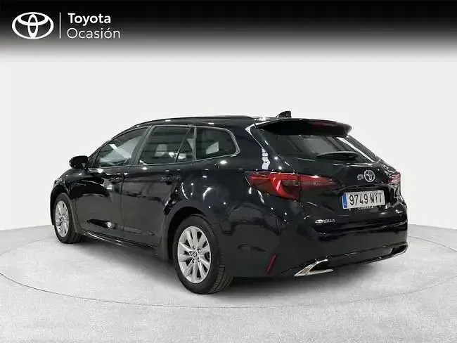 Usado Toyota Corolla Active 140 CV (102 kW) 2025 Negro Familiar
