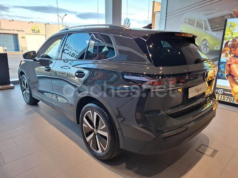 Novo VW Tiguan 150 HP (110 kW) 2025 Cinzento SUV