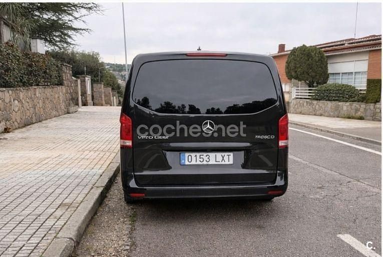 Usado Mercedes E250 Marco Polo 190 CV (139 kW) 2022 Negro Monovolumen