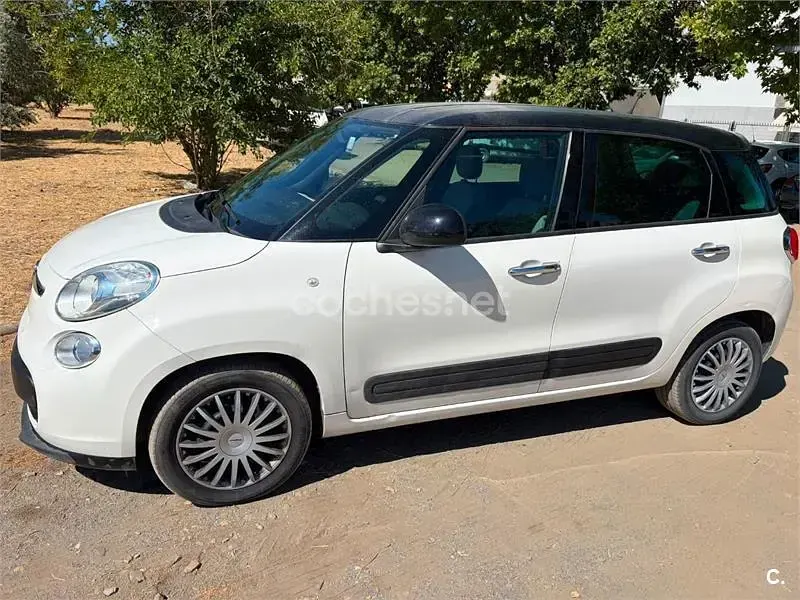 Usado Fiat 500L Lounge 95 CV (69 kW) 2017 Blanco Monovolumen