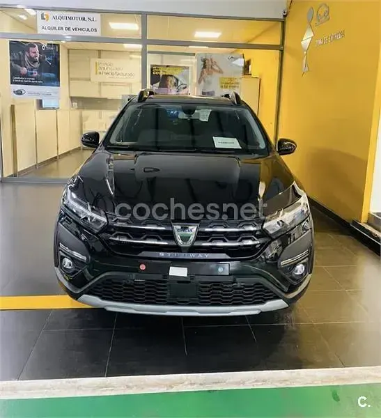 Usado Dacia Sandero Comfort 101 CV (74 kW) 2022 Negro Berlina