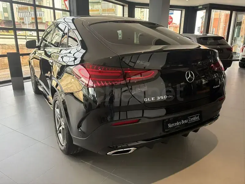 Nuevo Mercedes GLE350 333 CV (244 kW) 2026 Negro SUV