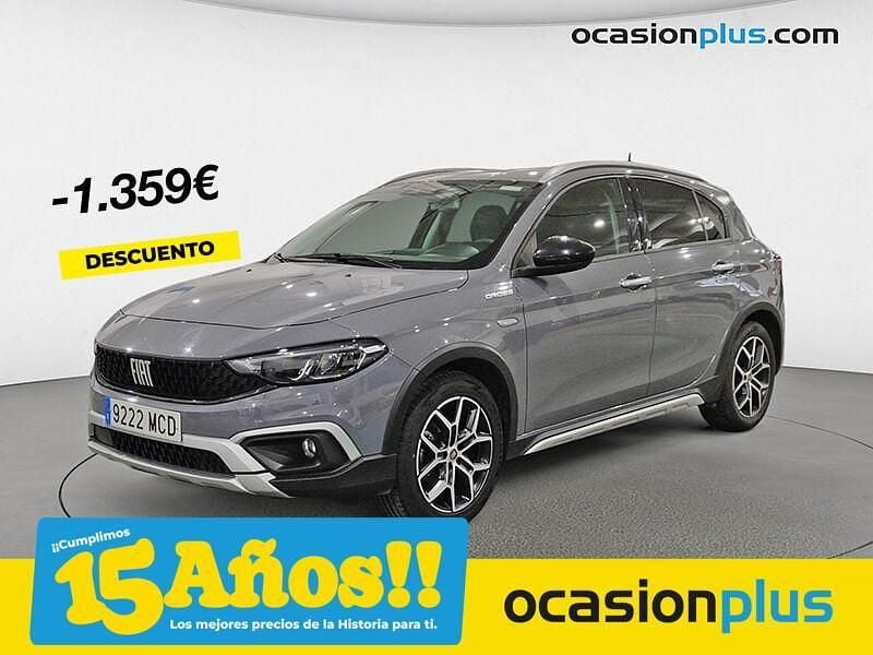 Gris Usado 2022 Fiat Tipo Cross Berlina | 14.950 € (Precio justo) - Imagen 1/4