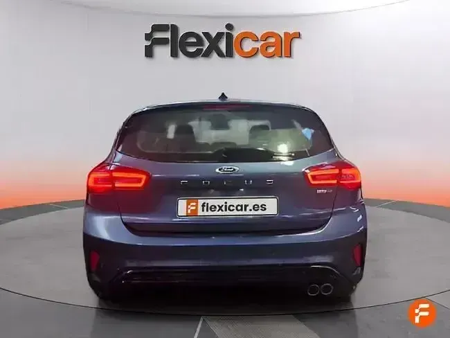 Käytetty Ford Focus ST-Line 125 HP (91 kW) 2023 Sininen Sedan