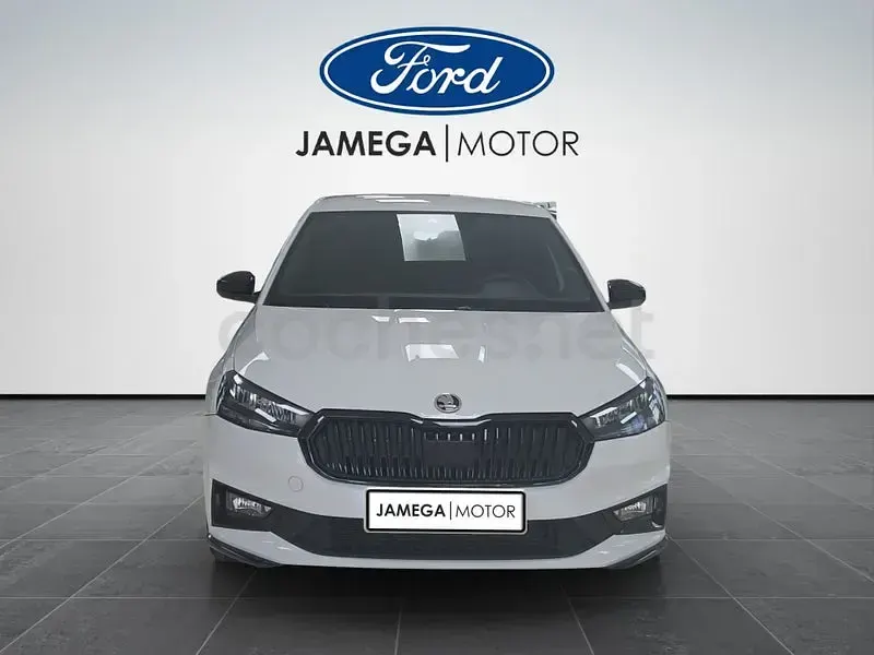 Usado Skoda Fabia Monte Carlo 110 CV (80 kW) 2022 Blanco Utilitario