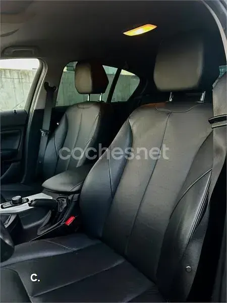 Usado BMW 116 122 CV (89 kW) 2012 Negro Utilitario