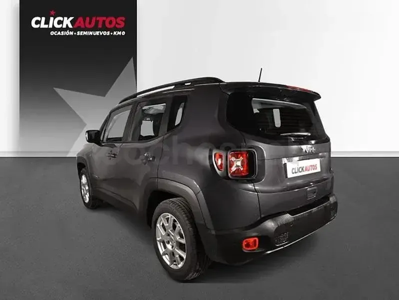 Usado Jeep Renegade Limited 120 CV (88 kW) 2024 Gris / plata SUV