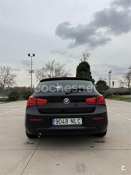 Usado BMW 118 136 CV (100 kW) 2018 Negro Utilitario