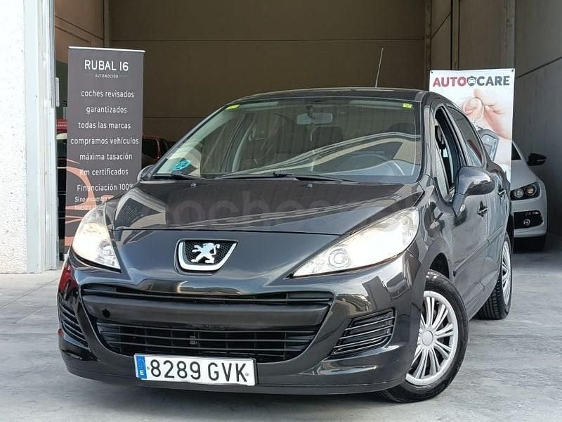 Usado Peugeot 207 95 CV (69 kW) 2010 Negro Berlina
