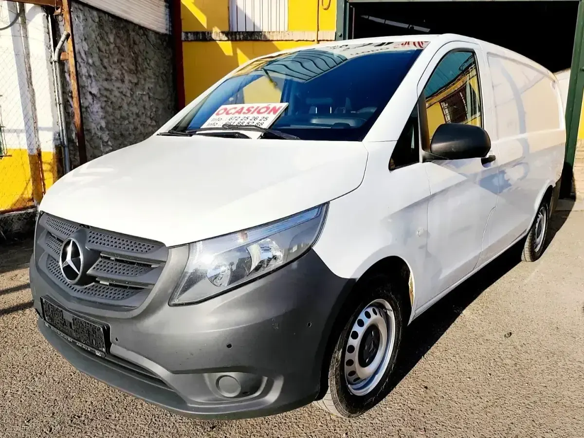 Usado Mercedes Vito 136 CV (100 kW) 2017 Blanco Van