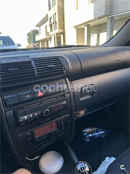 Negro Usado 2001 Seat Leon Berlina | 2000 € (Precio justo) - Imagen 1/1