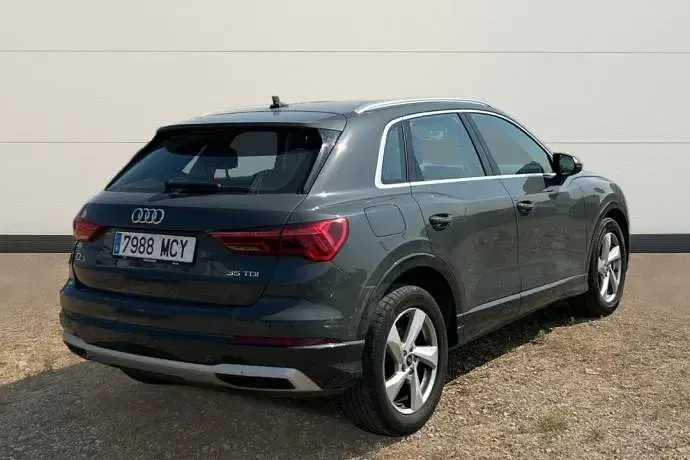 Usado Audi Q3 Advanced Plus 150 CV (110 kW) 2022 Gris SUV