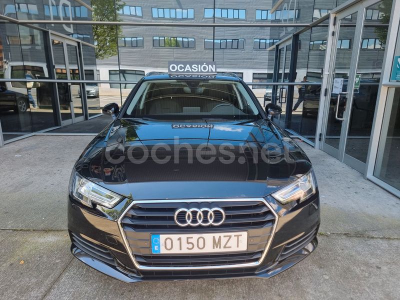 Usado Audi A4 Advanced 150 CV (110 kW) 2017 Gris / plata Familiar