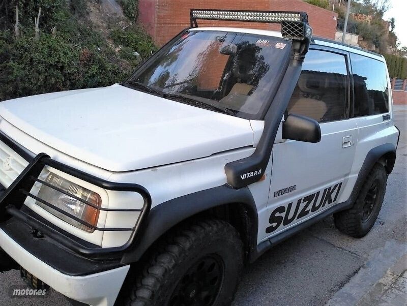 Usado Suzuki Vitara 81 CV (59 kW) 1989 Blanco SUV