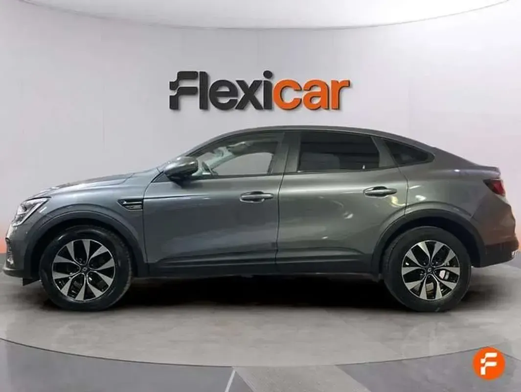 Begagnad Renault Arkana Equilibre 140 HK (102 kW) 2022 Grå SUV