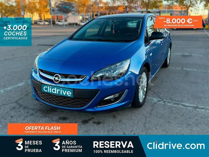 Azul Usado 2013 Opel Astra Selective Berlina | 6290 € (Precio justo) - Imagen 1/3