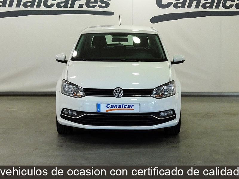 Usado VW Polo Advance 90 CV (66 kW) 2015 Blanco Utilitario