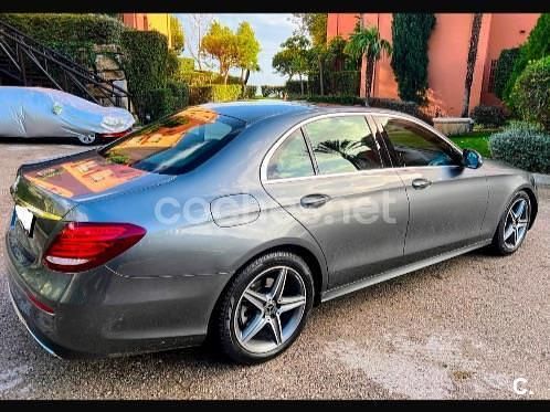 Usado Mercedes E220 194 CV (142 kW) 2020 Gris / plata Berlina