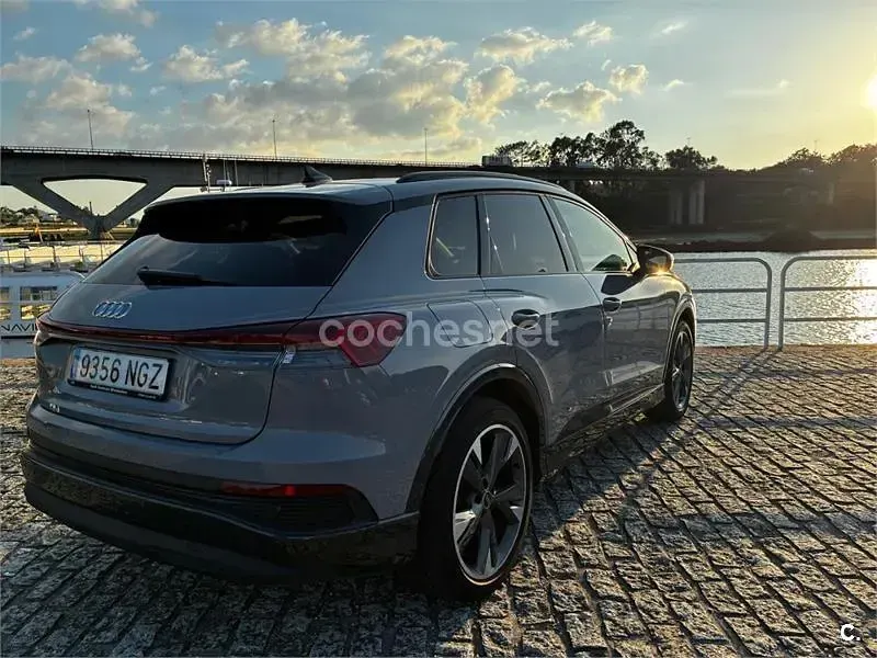 Usado Audi Q4 e-tron S-Line 150 kW (204 CV) 2022 Eléctrico SUV