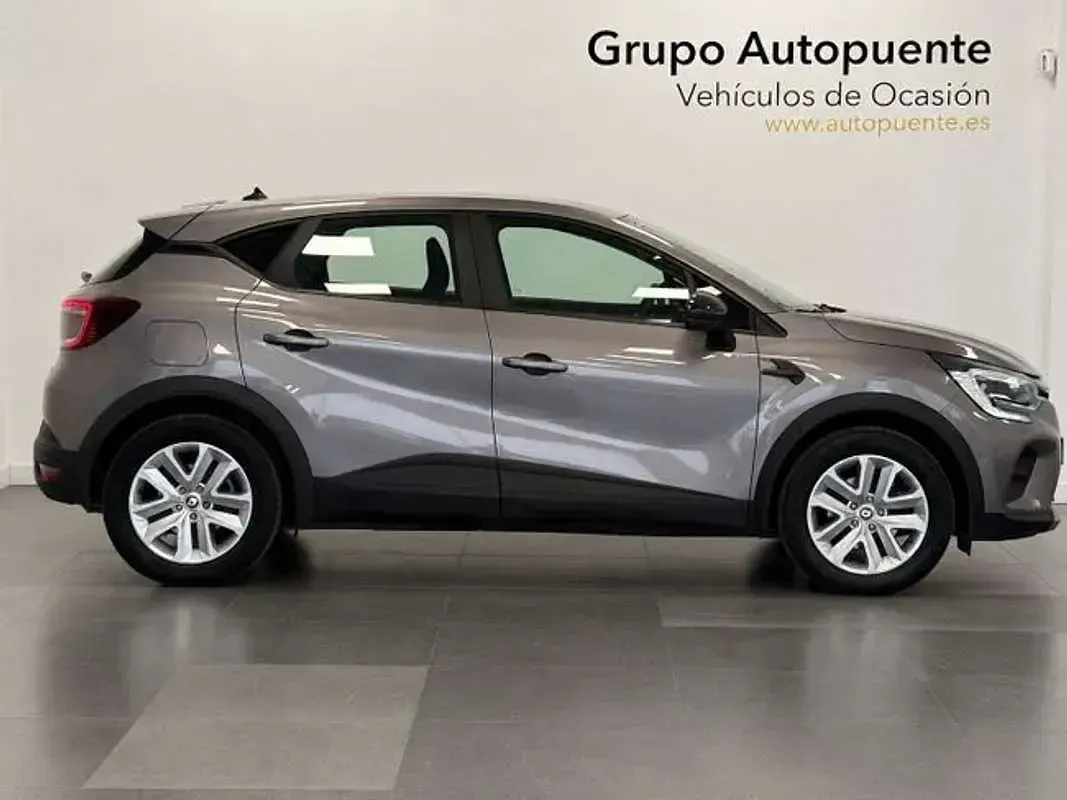 Usado Renault Captur Evolution 145 CV (106 kW) 2022 Gris SUV