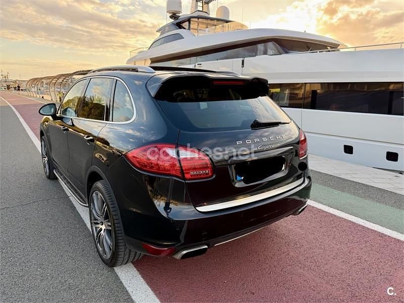 Usado Porsche Cayenne 240 CV (176 kW) 2011 Negro SUV
