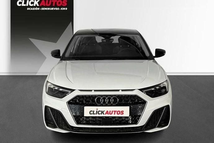 Usado Audi A1 Comfort 95 CV (69 kW) 2024 Rojo Utilitario