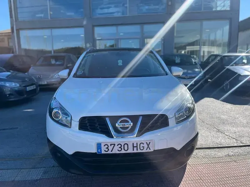 Begagnad Nissan Qashqai Tekna 110 HK (80 kW) 2011 Vit SUV