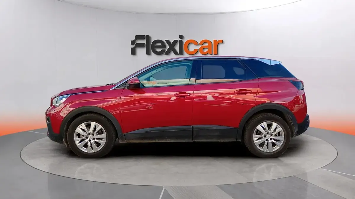 Usado Peugeot 3008 Active 131 CV (96 kW) 2018 Rojo SUV
