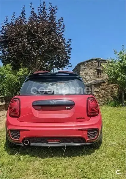 Usado Mini Cooper 204 CV (150 kW) 2024 Rojo Utilitario