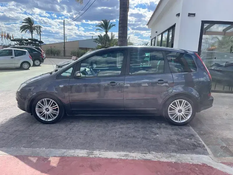 Usado Ford C-MAX Ghia 136 CV (100 kW) 2006 Azul Monovolumen