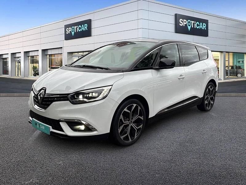 Usado Renault Grand Scénic IV Zen 140 CV (102 kW) 2022 Blanco Monovolumen