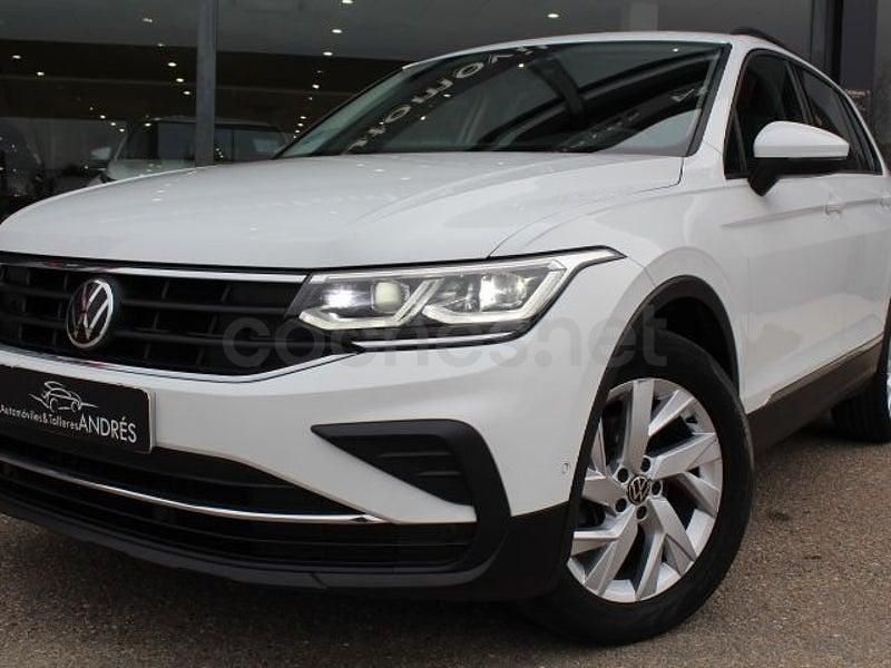 Usado VW Tiguan Life 150 CV (110 kW) 2021 Blanco SUV
