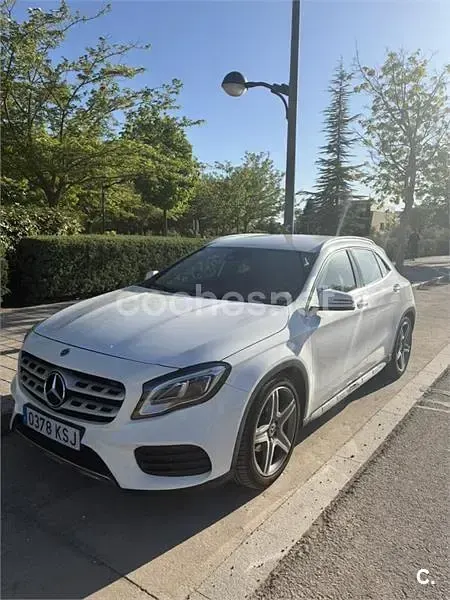Usado Mercedes GLA200 136 CV (100 kW) 2018 Blanco SUV