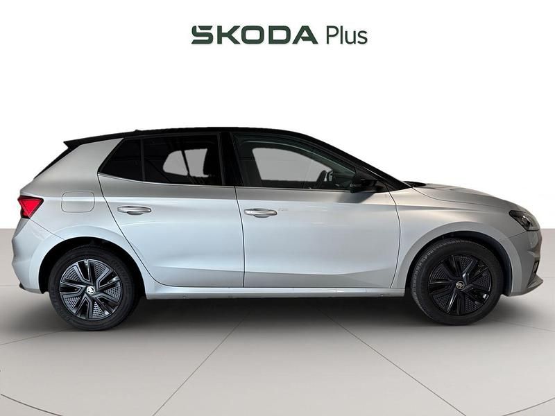 Usado Skoda Fabia Selection 116 CV (85 kW) 2024 Negro Utilitario