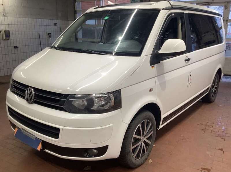 Blanco Usado 2013 VW T5 Beach Van | 35.975 € - Imagen 1/4