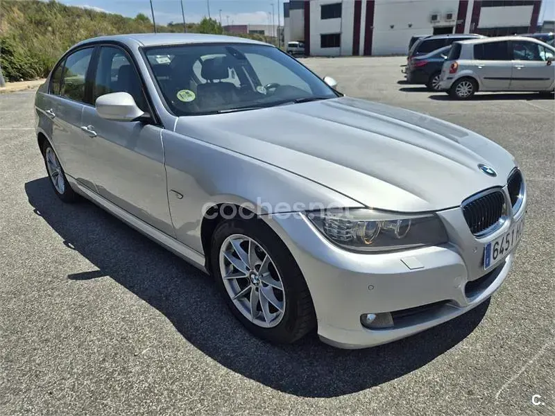 Usado BMW 320 177 CV (130 kW) 2011 Gris / plata Berlina