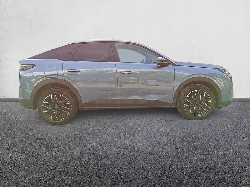 Usado Peugeot 3008 Allure 136 CV (100 kW) 2024 Azul SUV