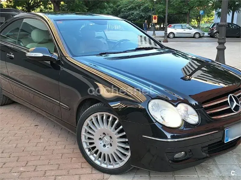 Usado Mercedes CLK320 Avantgarde 224 CV (164 kW) 2007 Negro Coupe