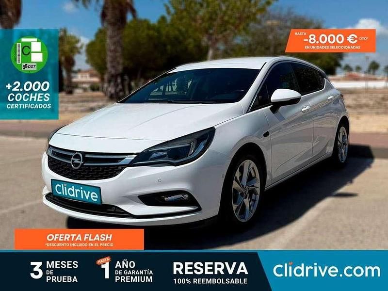 Blanco Usado 2017 Opel Astra Dynamic Familiar | 8990 € (Buen precio) - Imagen 1/3