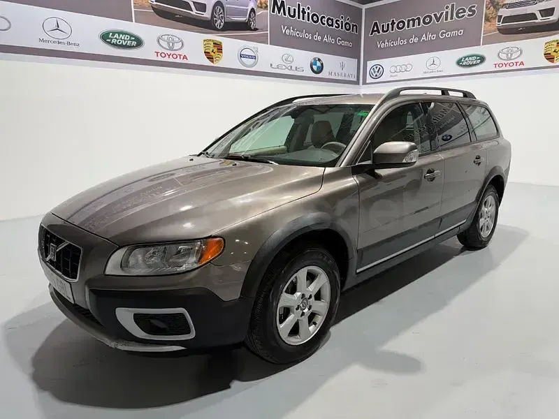 Usado Volvo XC70 Momentum 185 CV (136 kW) 2008 Gris / plata Familiar