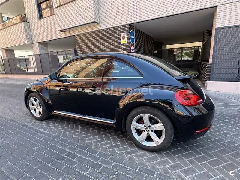 Usado VW Beetle Sport 200 CV (147 kW) 2012 Negro Utilitario