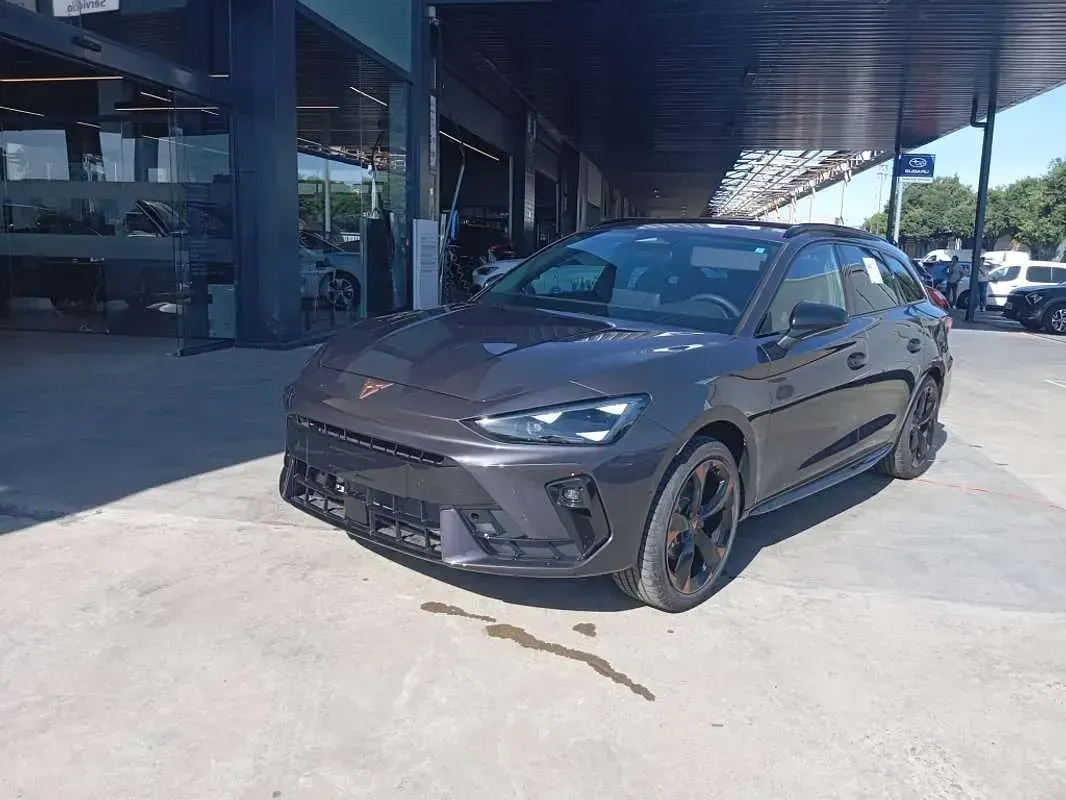 Nuevo Cupra Leon 150 CV (110 kW) 2026 Burdeos Familiar