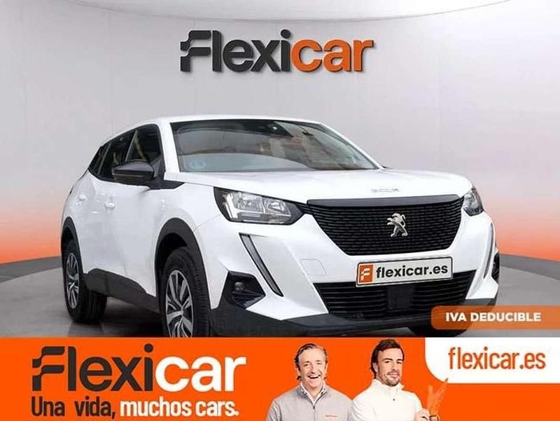 Usado Peugeot 2008 Active 101 CV (74 kW) 2022 Blanco SUV