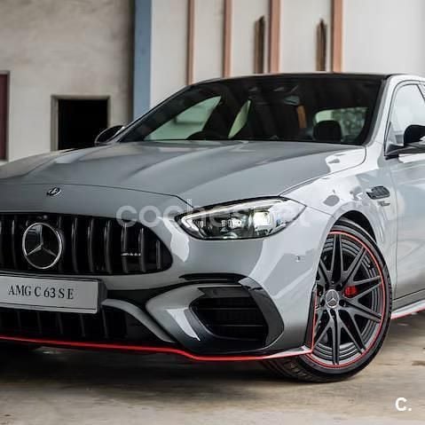 Usado Mercedes C63S AMG 680 CV (500 kW) 2024 Gris / plata Berlina