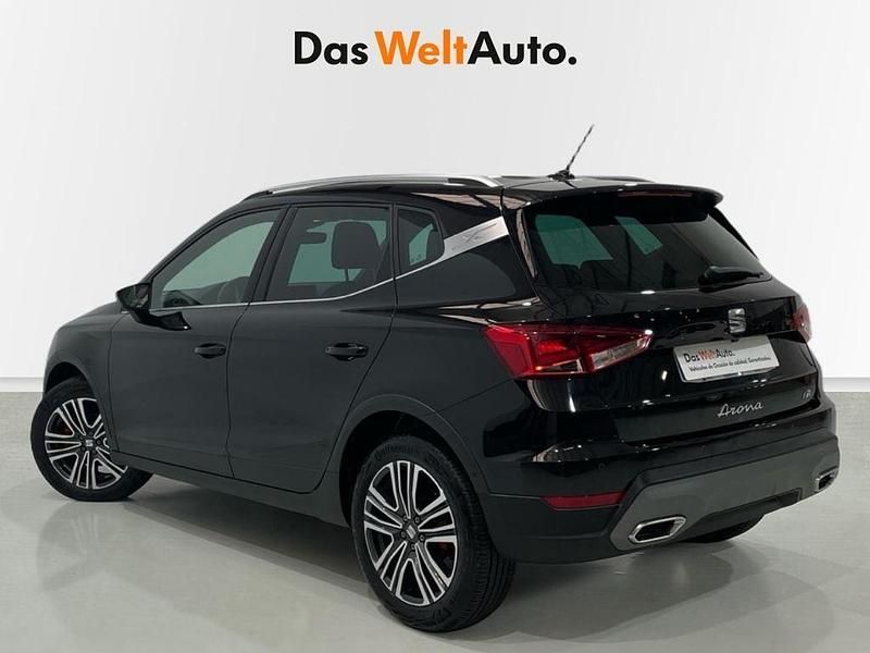Usado Seat Arona FR 115 CV (84 kW) 2024 Negro SUV