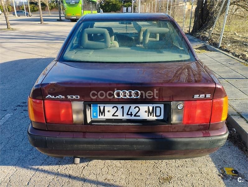Usado Audi 100 174 CV (127 kW) 1991 Granate Berlina
