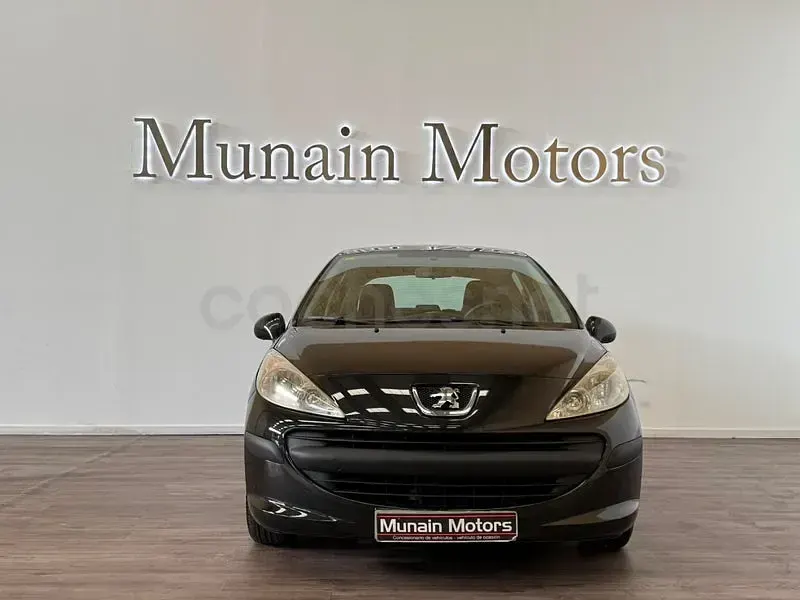 Usado Peugeot 207 90 CV (66 kW) 2007 Negro Berlina